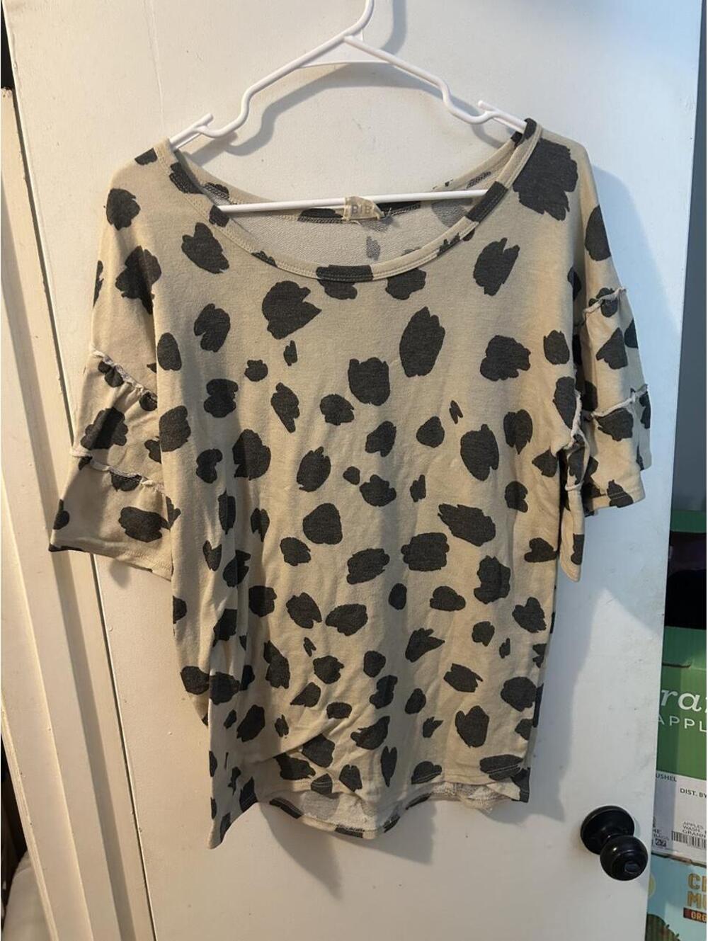 Bibi black leopard print blouse with ruffle sleeves size L